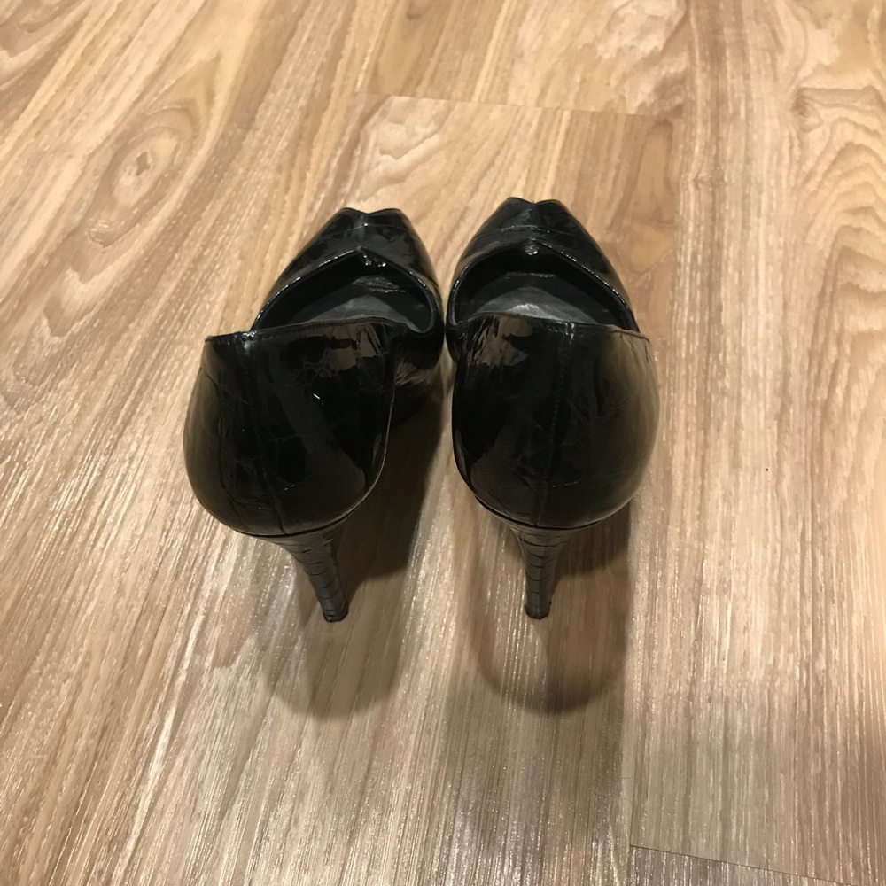 Stuart Weitzman Peep Toe Heels - image 7